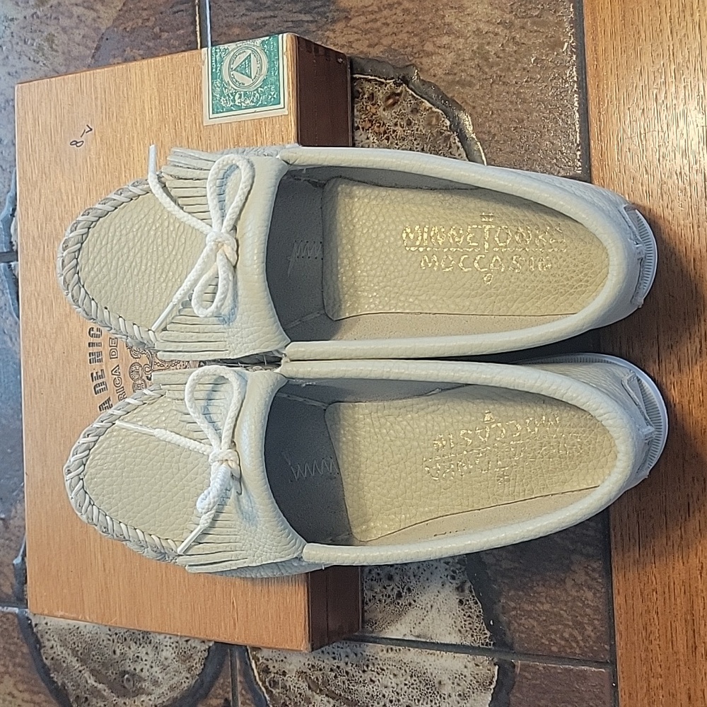 Minnatonka shoes